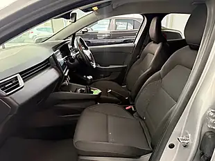 Used 2020 Renault Clio Iconic Silver - Interior and Exterior details 12