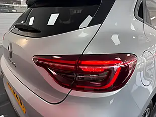 Used 2020 Renault Clio Iconic Silver - Interior and Exterior details 6