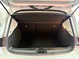 Used 2020 Renault Clio Iconic Silver - Interior and Exterior details 8