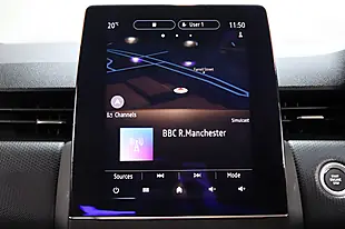Used 2020 Renault Clio Iconic Valencia Orange - Interior and Exterior details 13