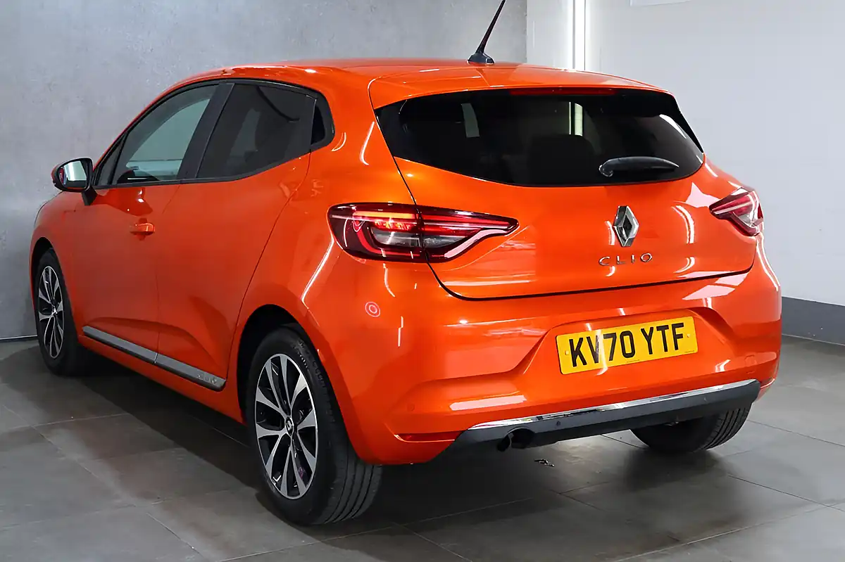 Used 2020 Renault Clio Iconic Valencia Orange - Interior and Exterior details 2