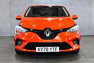 Used 2020 Renault Clio Iconic Valencia Orange - Interior and Exterior details 6