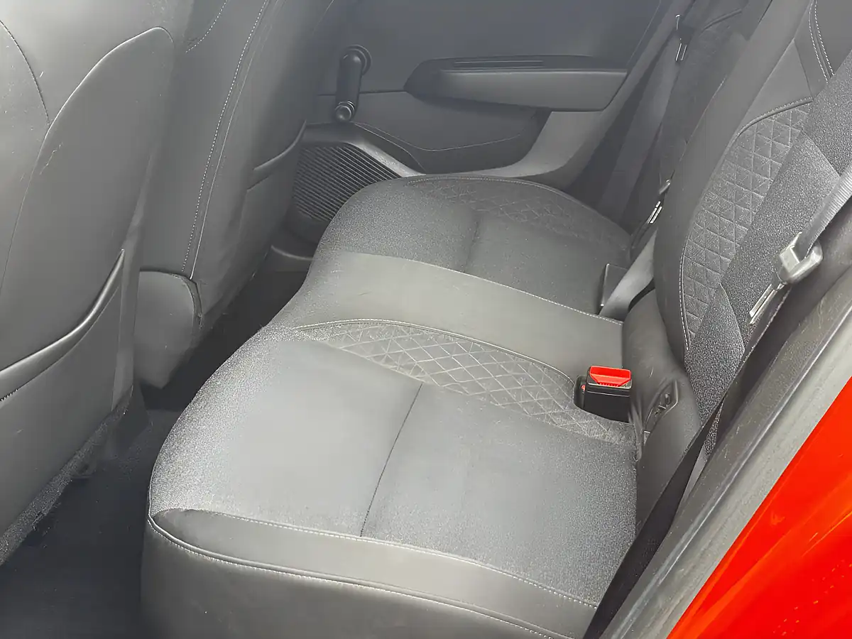 Used 2020 Renault Clio Iconic Valencia Orange - Interior and Exterior details 10