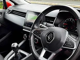 Used 2020 Renault Clio Iconic Valencia Orange - Interior and Exterior details 6