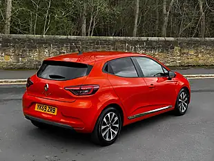 Used 2020 Renault Clio Iconic Valencia Orange - Interior and Exterior details 7