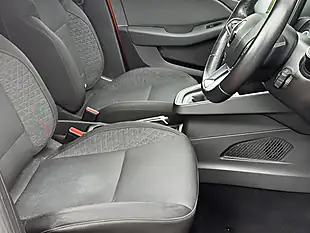 Used 2020 Renault Clio Iconic Valencia Orange - Interior and Exterior details 8