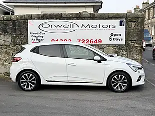 Used 2020 Renault Clio Iconic White - Interior and Exterior details 3