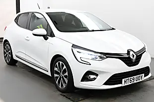 Used 2020 Renault Clio Iconic White - Interior and Exterior details 4