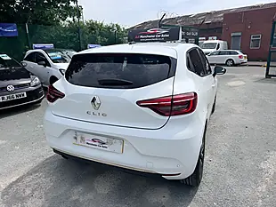 Used 2020 Renault Clio Iconic White - Interior and Exterior details 7