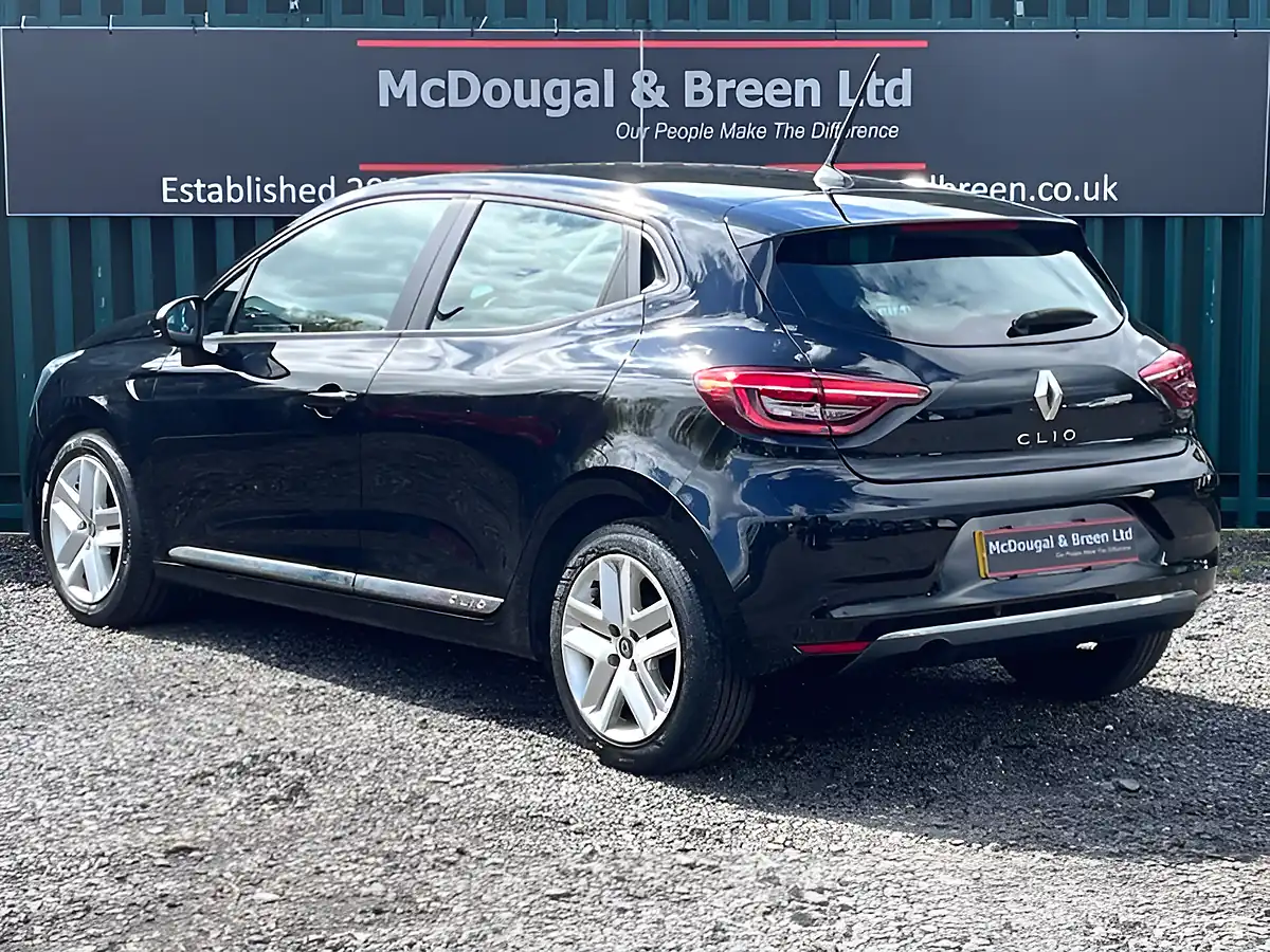 Used 2020 Renault Clio Play Black - Interior and Exterior details 3