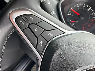Used 2020 Renault Clio Play Black - Interior and Exterior details 11