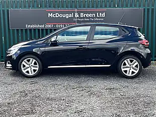 Used 2020 Renault Clio Play Black - Interior and Exterior details 2