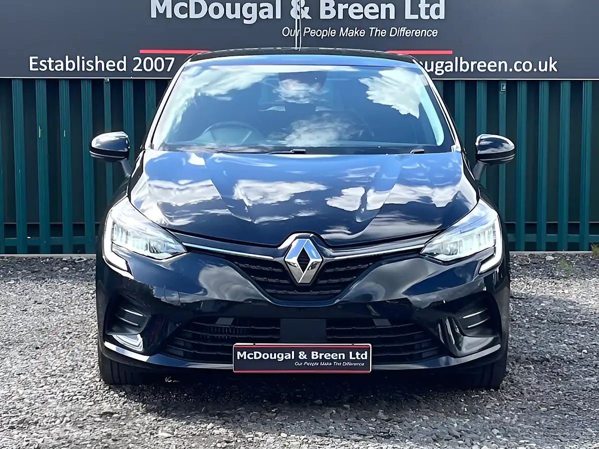 Used 2020 Renault Clio Play Black - Interior and Exterior details 8