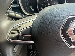 Used 2020 Renault Kadjar GT Line Blue - Interior and Exterior details 11