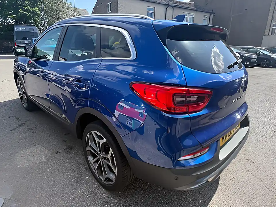 Used 2020 Renault Kadjar GT Line Blue - Interior and Exterior details 4