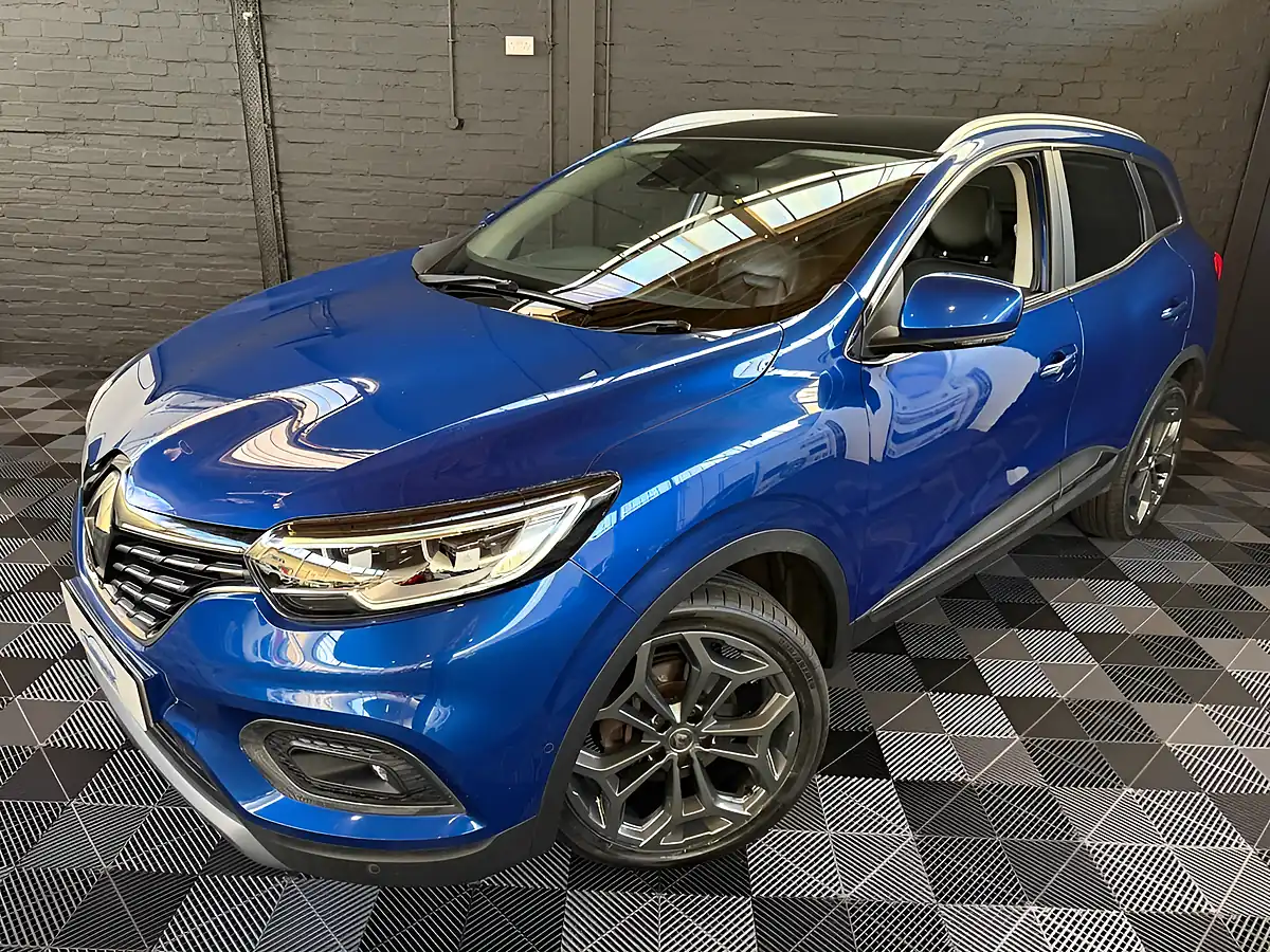 Used 2020 Renault Kadjar GT Line Iron Blue - Interior and Exterior details 3