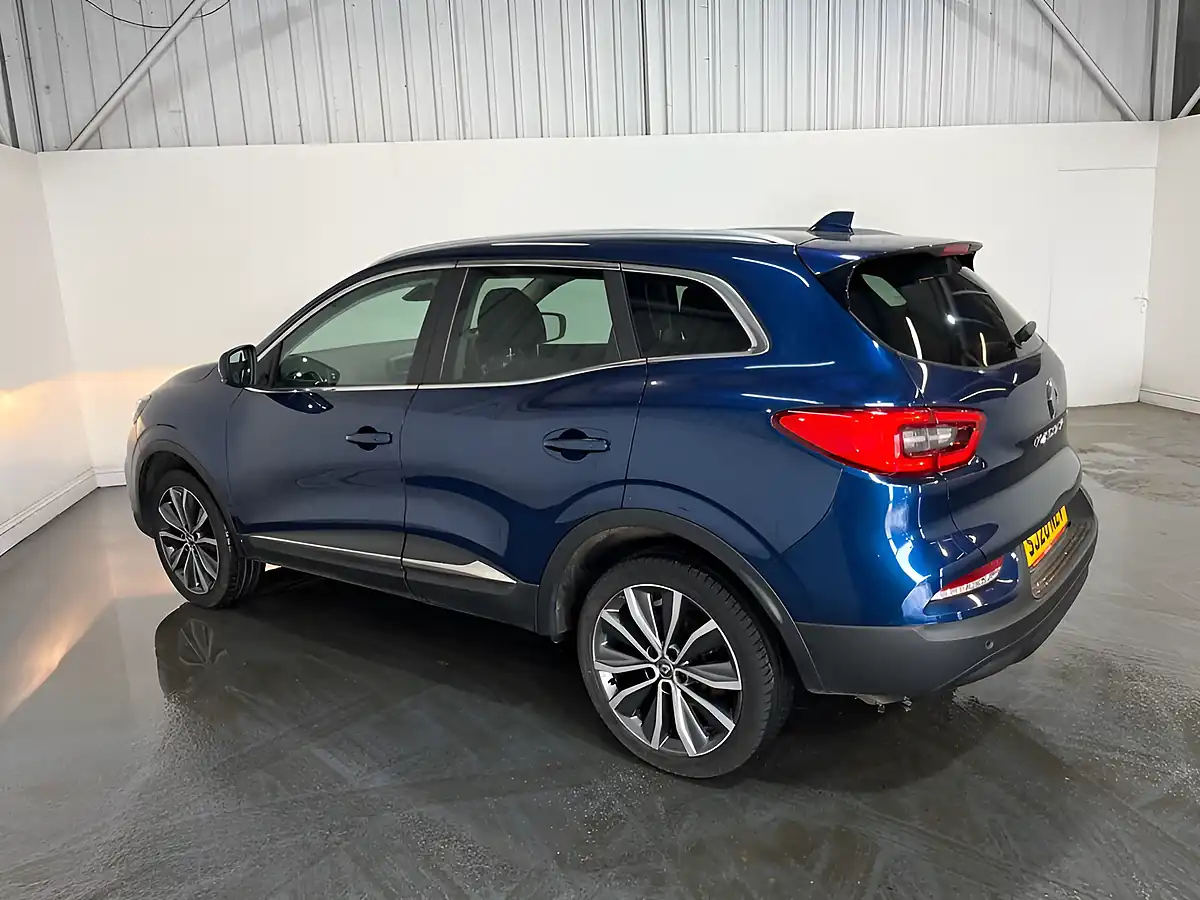 Used 2020 Renault Kadjar Iconic Cosmos Blue - Interior and Exterior details 6