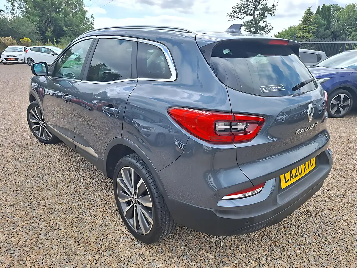 Used 2020 Renault Kadjar Iconic Grey - Interior and Exterior details 5
