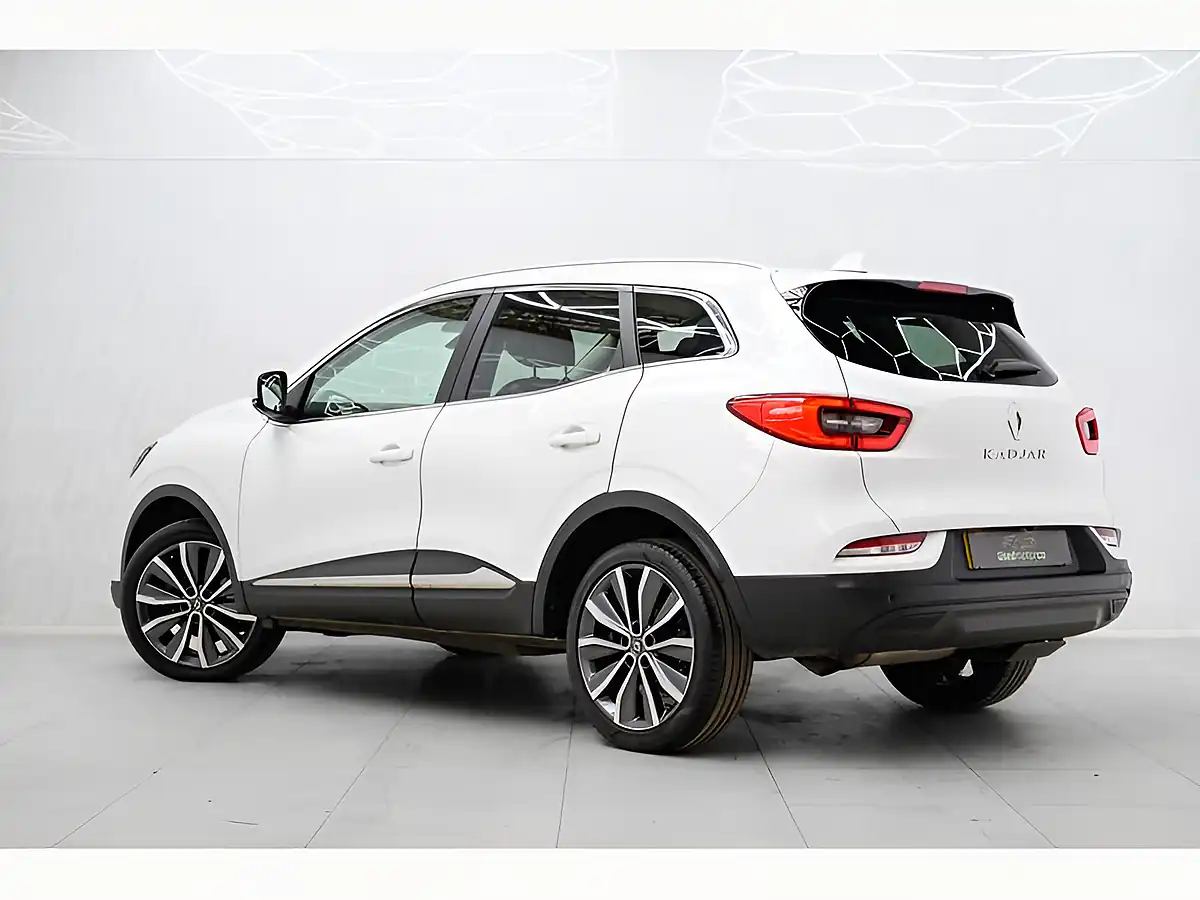 Used 2020 Renault Kadjar Iconic White - Interior and Exterior details 6