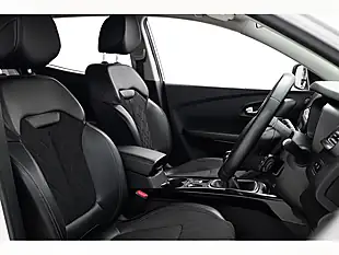 Used 2020 Renault Kadjar Iconic White - Interior and Exterior details 7