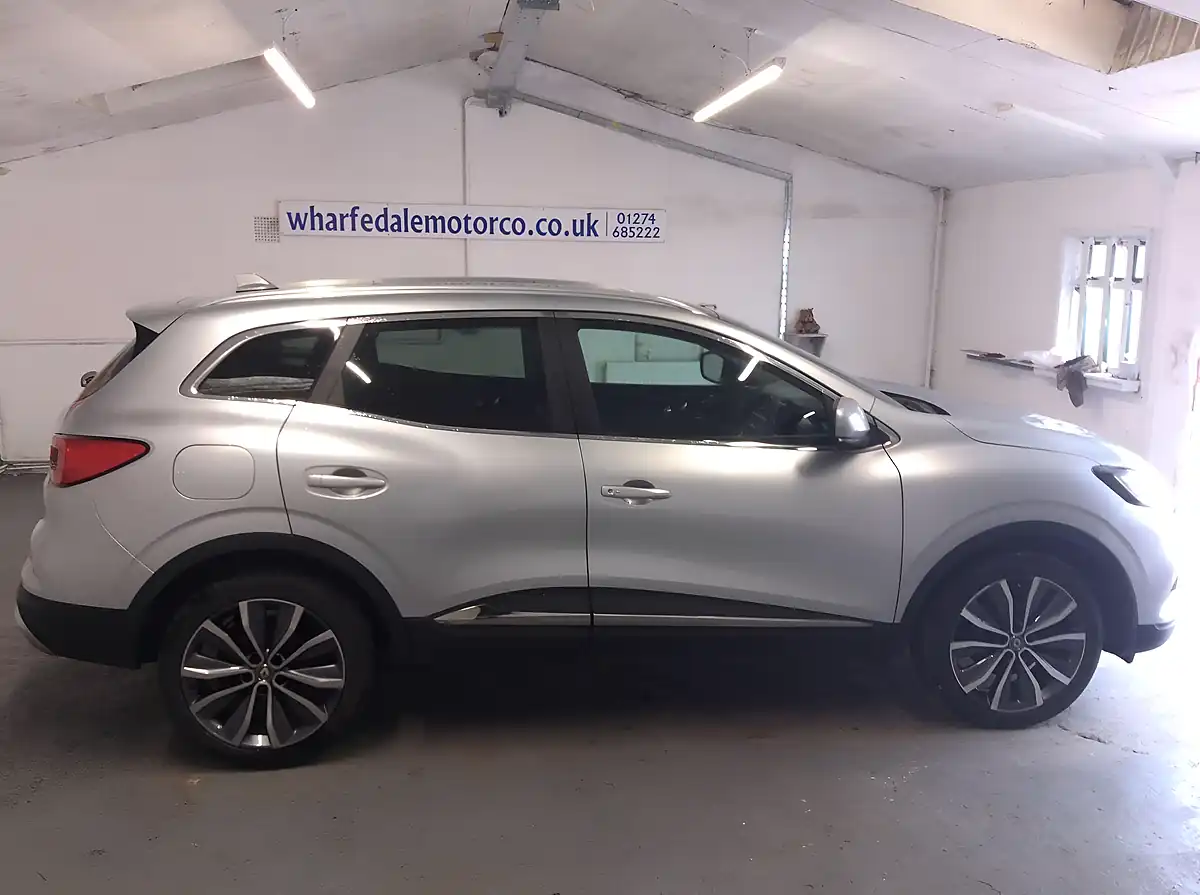 Used 2020 Renault Kadjar S Edition Grey - Interior and Exterior details 6