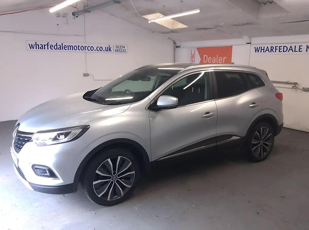Used 2020 Renault Kadjar S Edition Grey - Interior and Exterior details 9