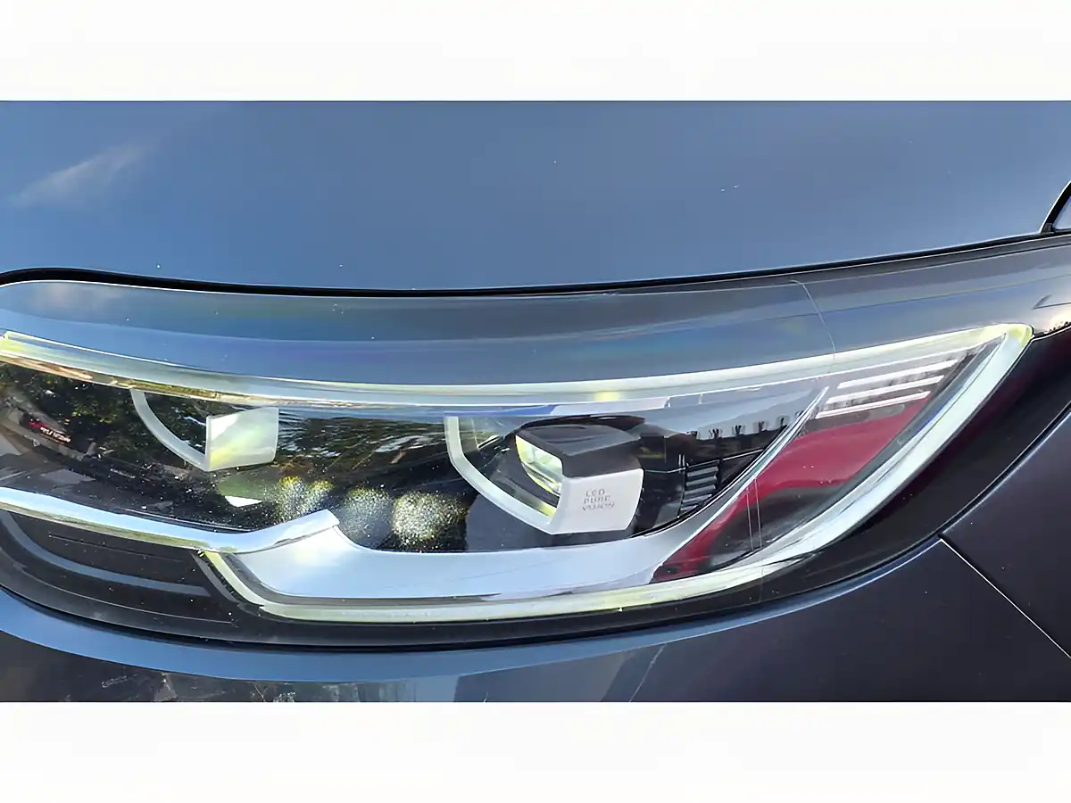 Used 2020 Renault Kadjar S Edition Grey - Interior and Exterior details 14
