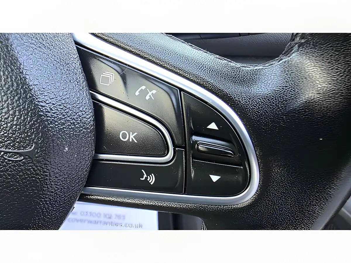 Used 2020 Renault Kadjar S Edition Grey - Interior and Exterior details 16