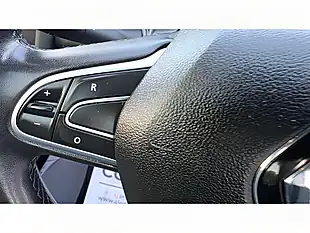 Used 2020 Renault Kadjar S Edition Grey - Interior and Exterior details 17