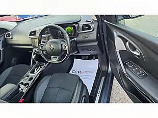 Used 2020 Renault Kadjar S Edition Grey - Interior and Exterior details 19