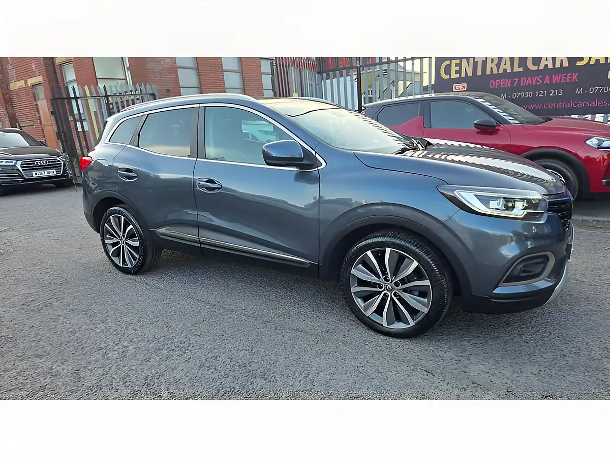 Used 2020 Renault Kadjar S Edition Grey - Interior and Exterior details 3
