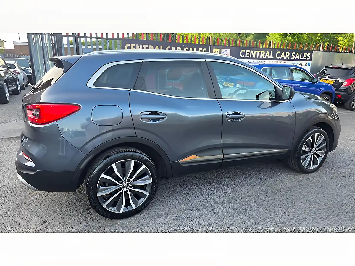 Used 2020 Renault Kadjar S Edition Grey - Interior and Exterior details 6