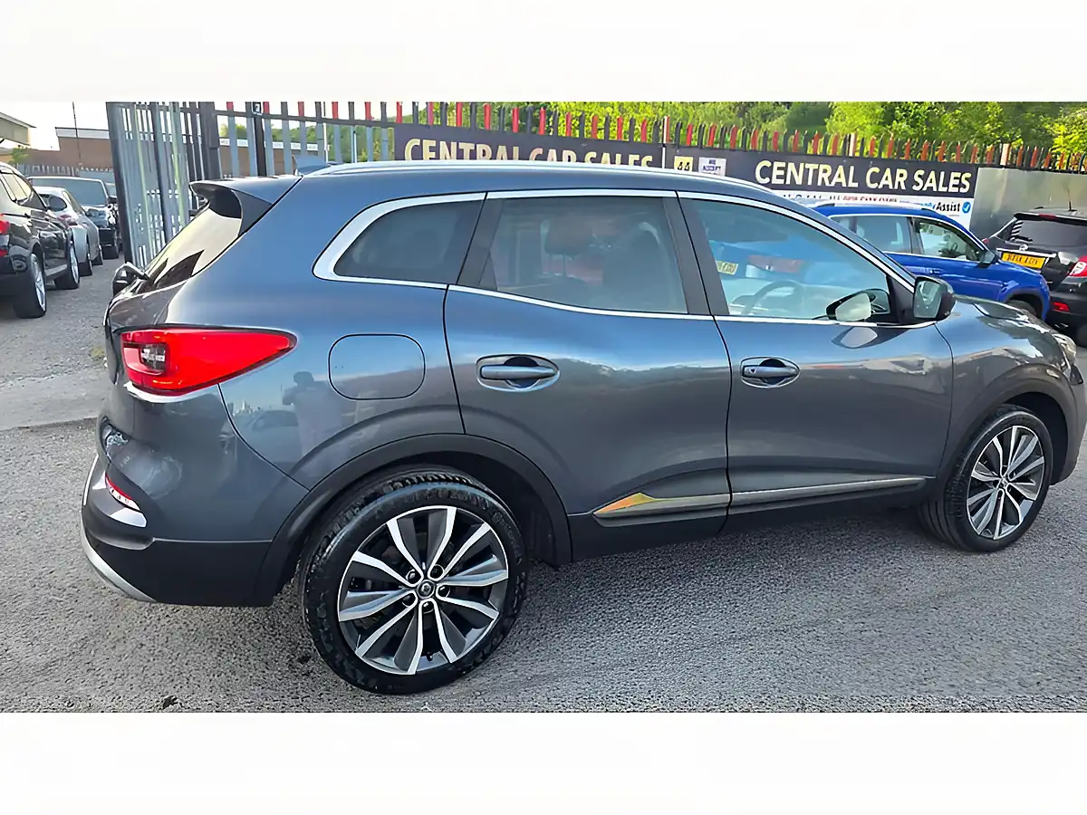 Used 2020 Renault Kadjar S Edition Grey - Interior and Exterior details 7