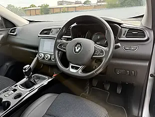 Used 2020 Renault Kadjar S Edition Grey - Interior and Exterior details 11