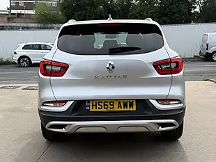 Used 2020 Renault Kadjar S Edition Grey - Interior and Exterior details 6