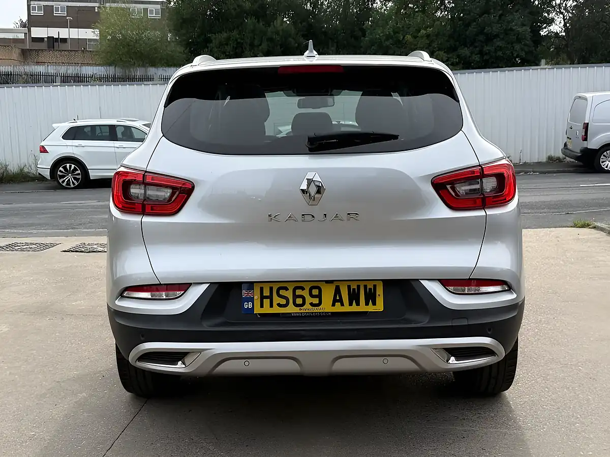 Used 2020 Renault Kadjar S Edition Grey - Interior and Exterior details 6