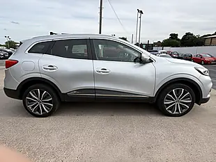 Used 2020 Renault Kadjar S Edition Grey - Interior and Exterior details 8
