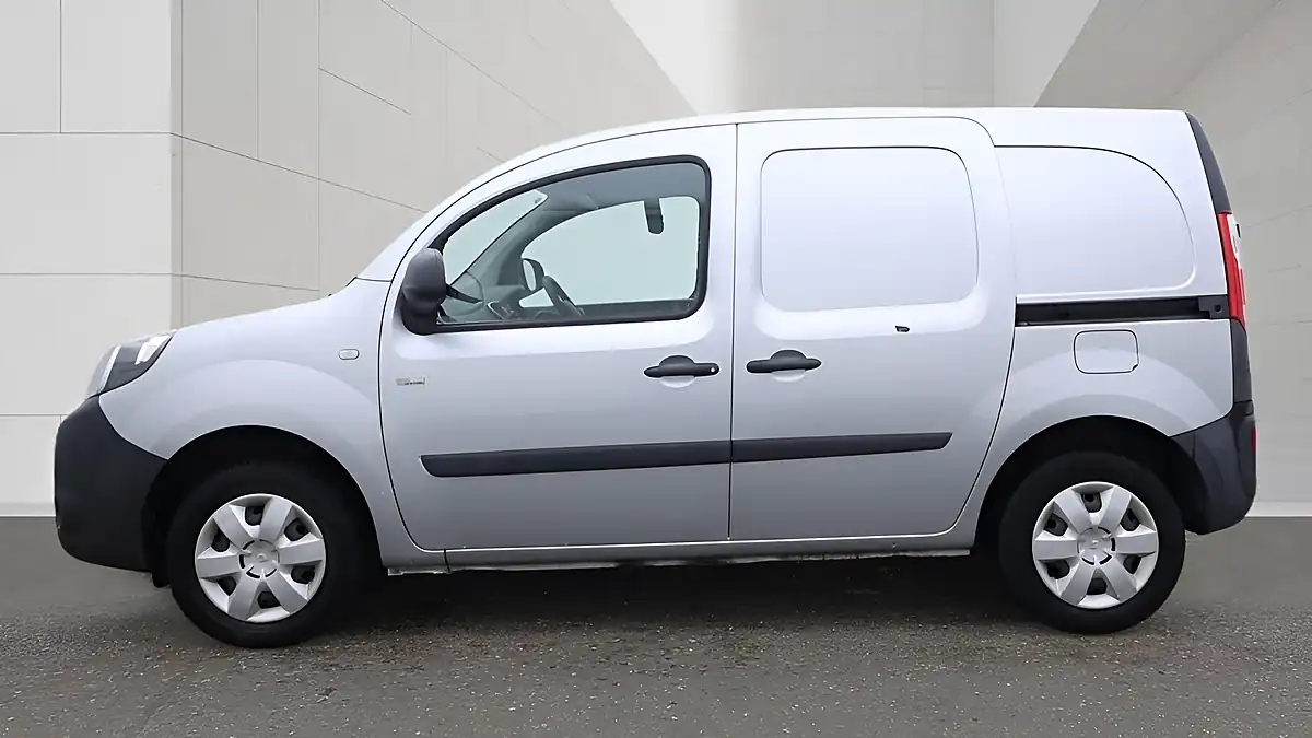 Used 2020 Renault Kangoo Business Grey - Interior and Exterior details 8