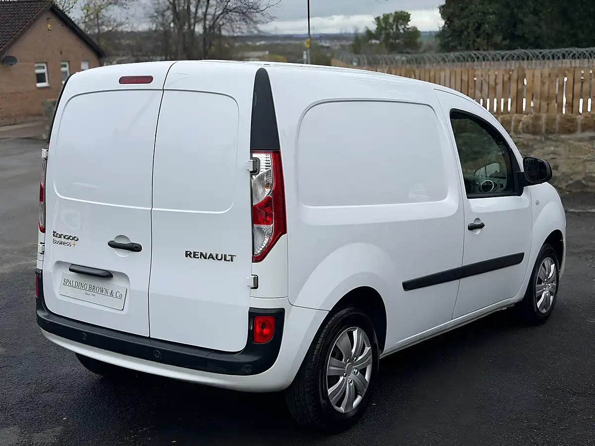 Used 2020 Renault Kangoo Business+ White - Interior and Exterior details 7