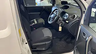 Used 2020 Renault Kangoo Business White - Interior and Exterior details 12