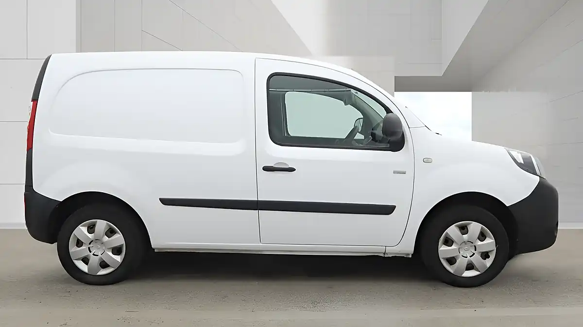 Used 2020 Renault Kangoo Business White - Interior and Exterior details 6