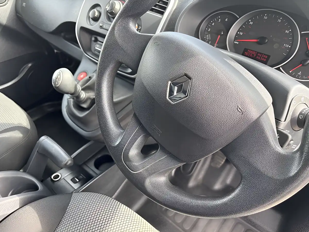 Used 2020 Renault Kangoo Business+ White - Interior and Exterior details 10