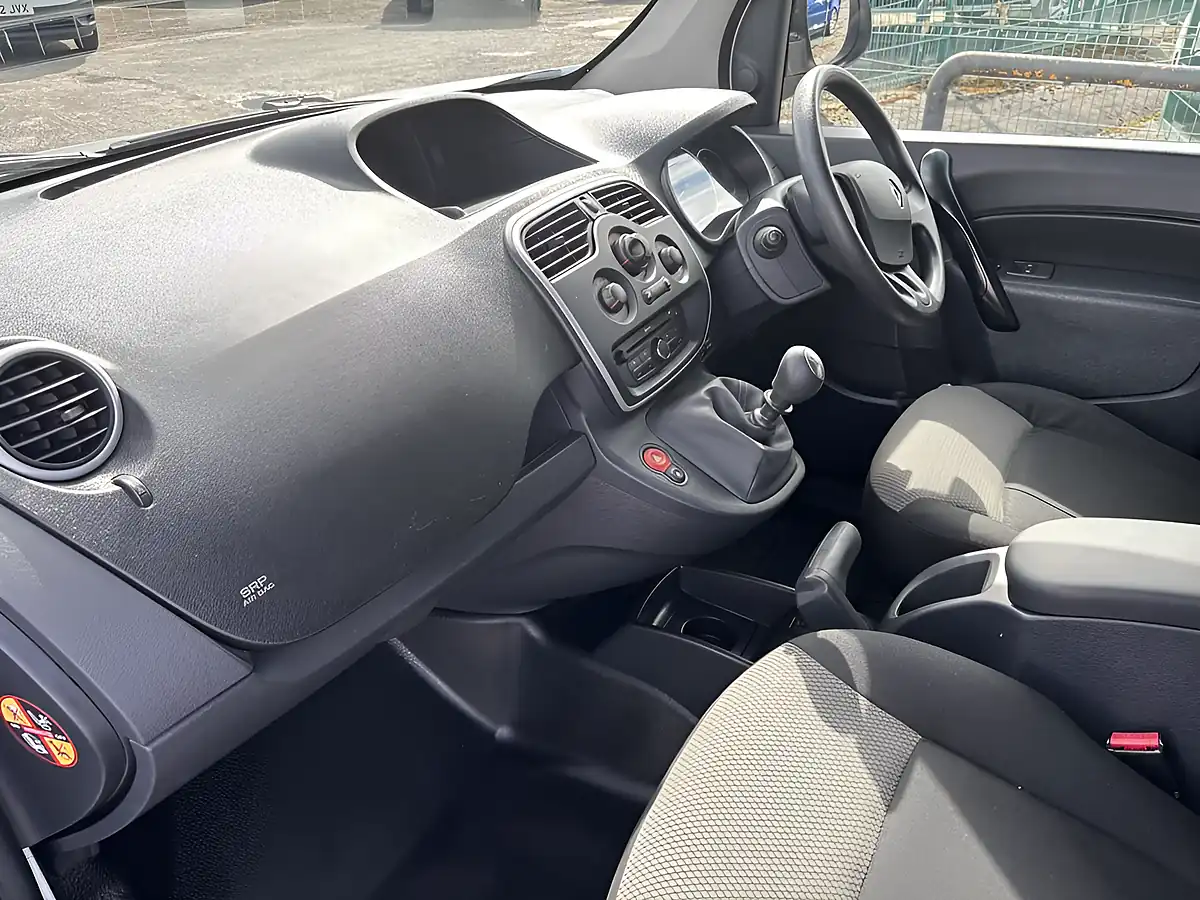 Used 2020 Renault Kangoo Business+ White - Interior and Exterior details 17