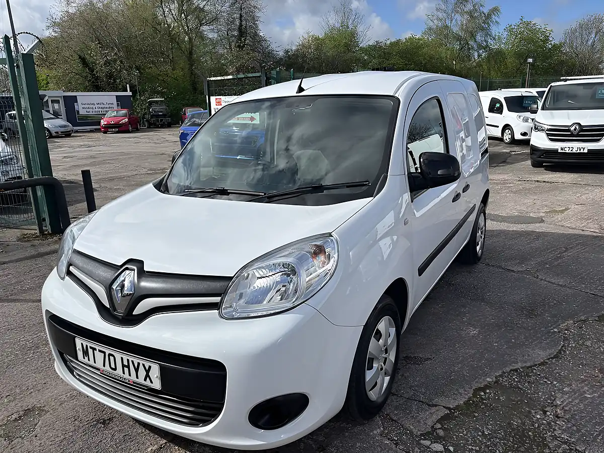 Used 2020 Renault Kangoo Business+ White - Interior and Exterior details 7