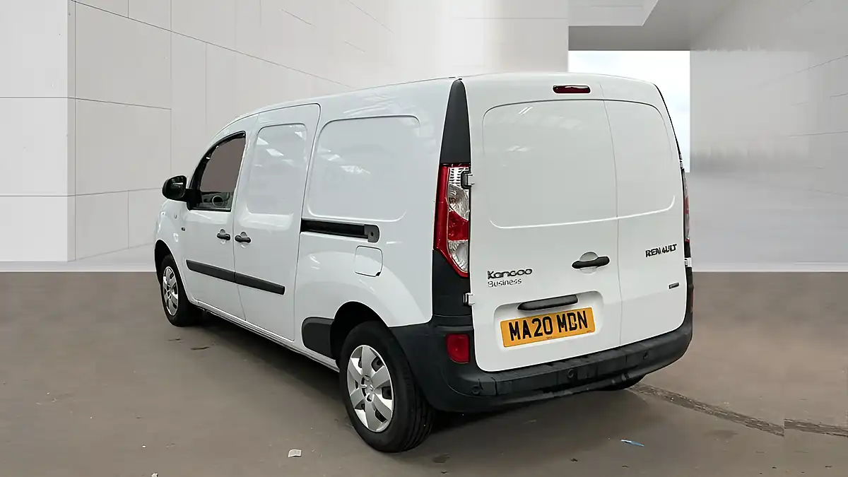 Used 2020 Renault Kangoo Maxi Business White - Interior and Exterior details 3