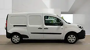 Used 2020 Renault Kangoo Maxi Business White - Interior and Exterior details 6