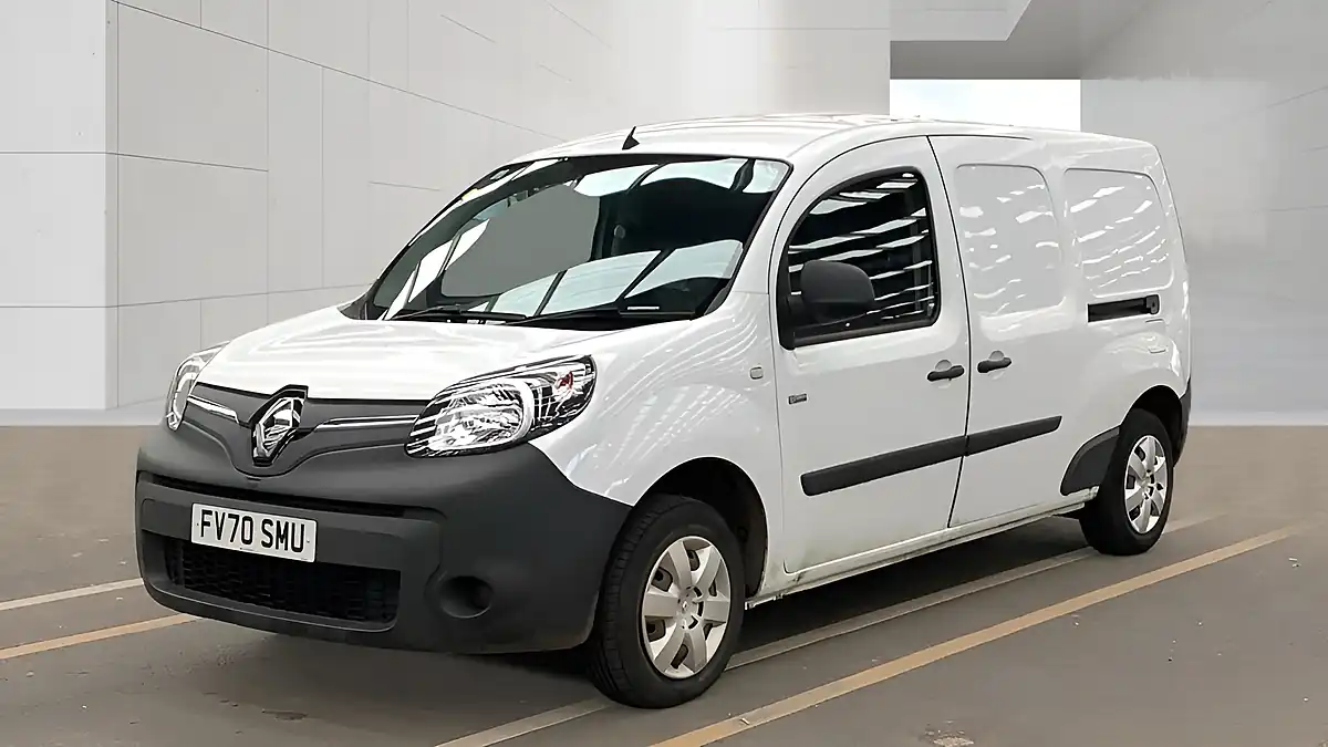 Used 2020 Renault Kangoo Maxi Business White - Interior and Exterior details 2