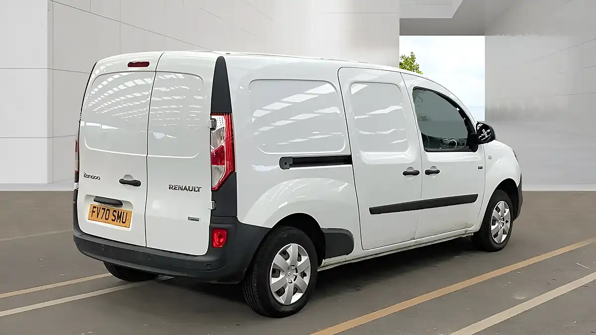 Used 2020 Renault Kangoo Maxi Business White - Interior and Exterior details 4