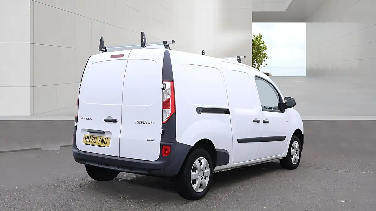 Used 2020 Renault Kangoo Maxi Pristine Business I-Van White - Interior and Exterior details 5