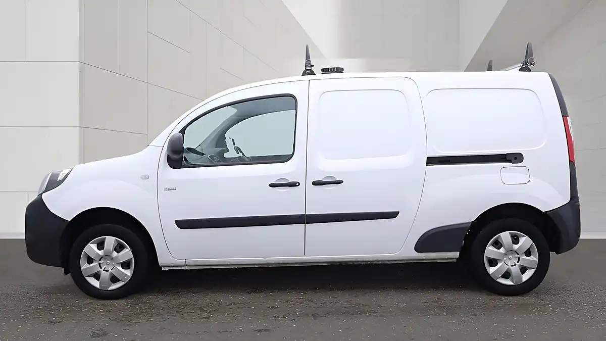 Used 2020 Renault Kangoo Maxi Pristine Business I-Van White - Interior and Exterior details 8